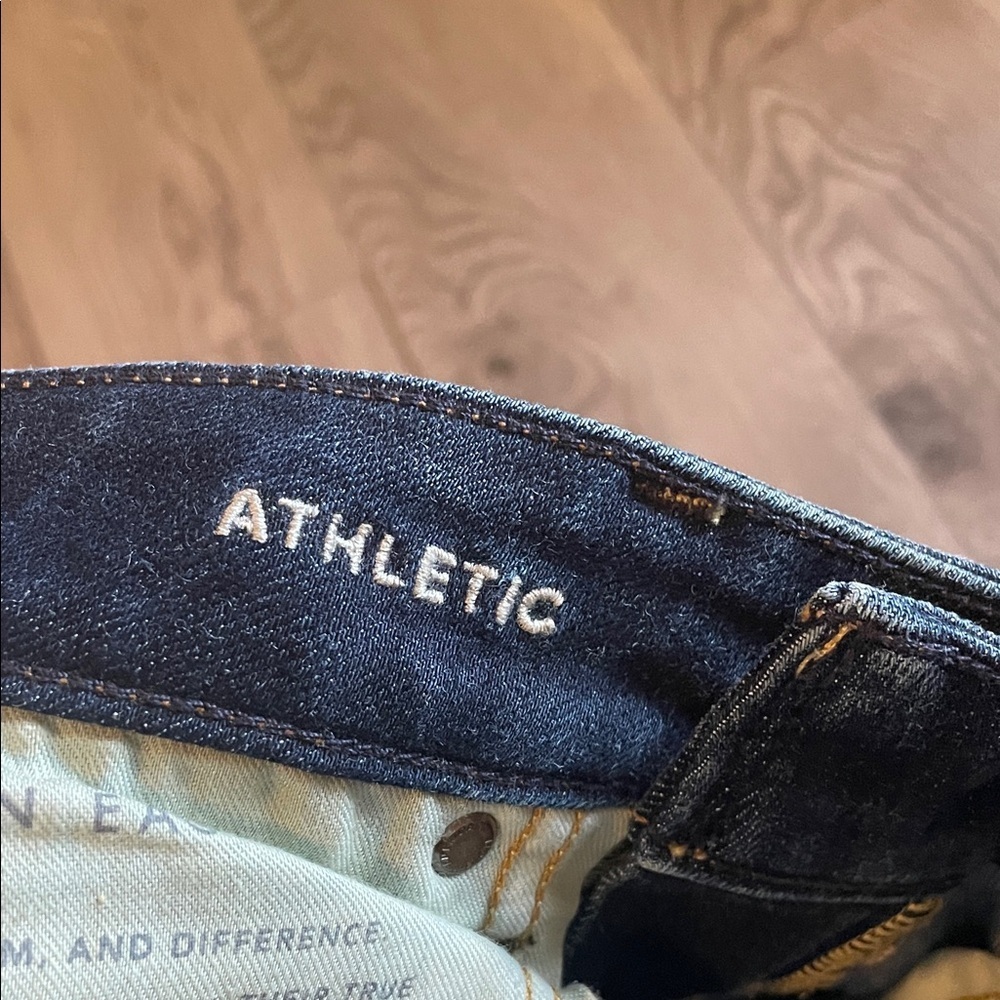 American Eagle Outfitters Men's Indigo Slim Jeans - Picture 6 of 9